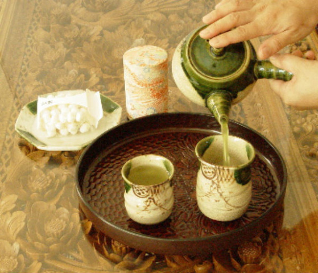 Nghệ thuật pha trà Việt Nam